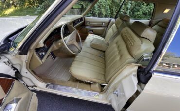 Cadillac-DeVille-1973-18