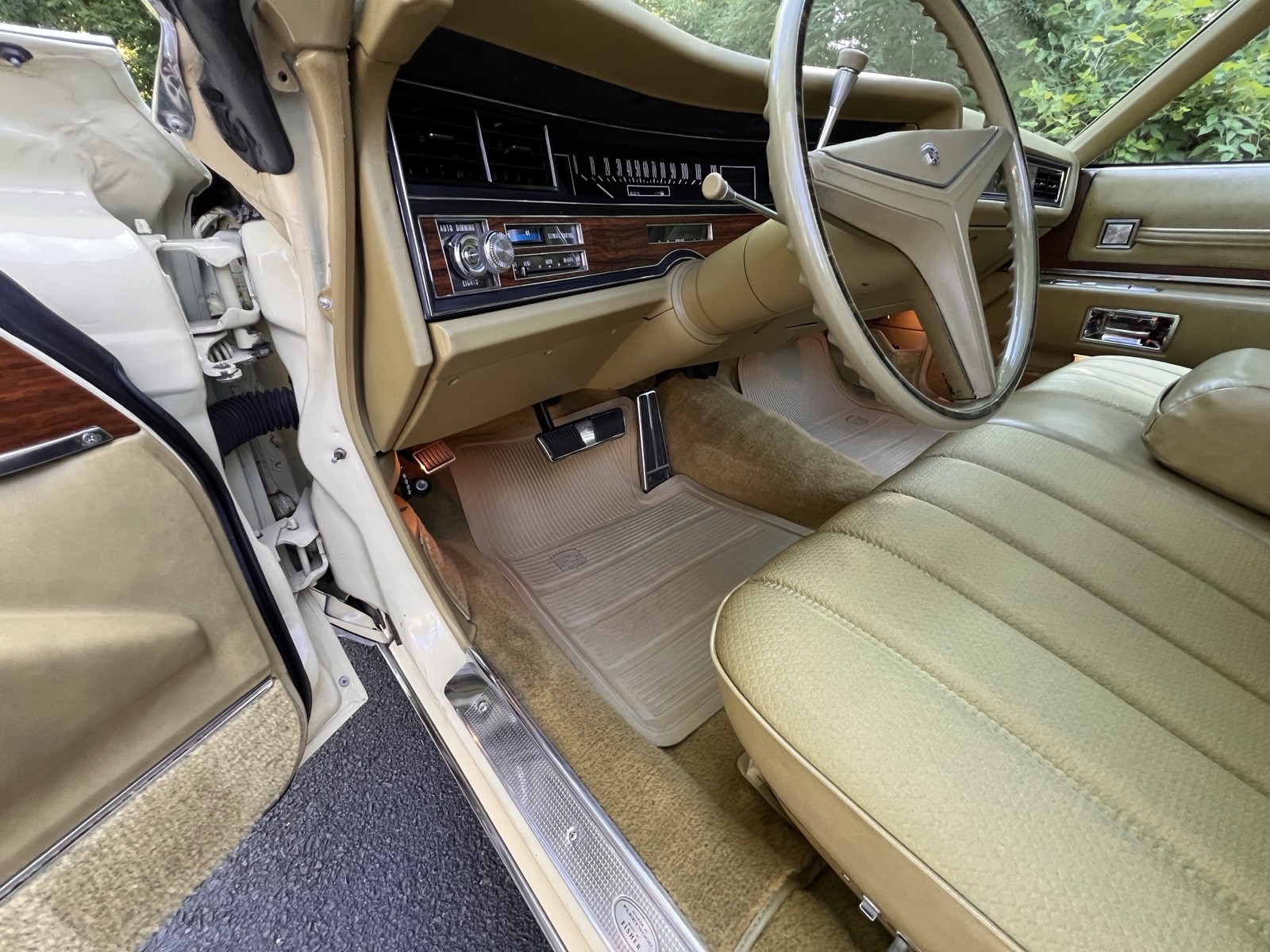 Cadillac-DeVille-1973-19