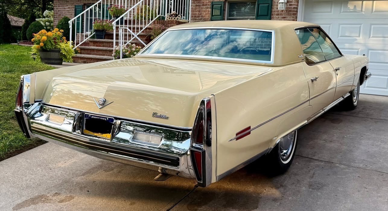 Cadillac-DeVille-1973-2
