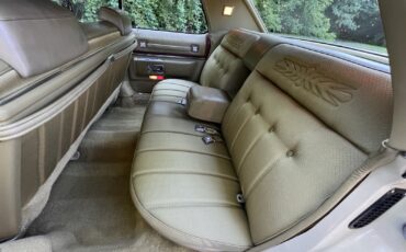 Cadillac-DeVille-1973-21