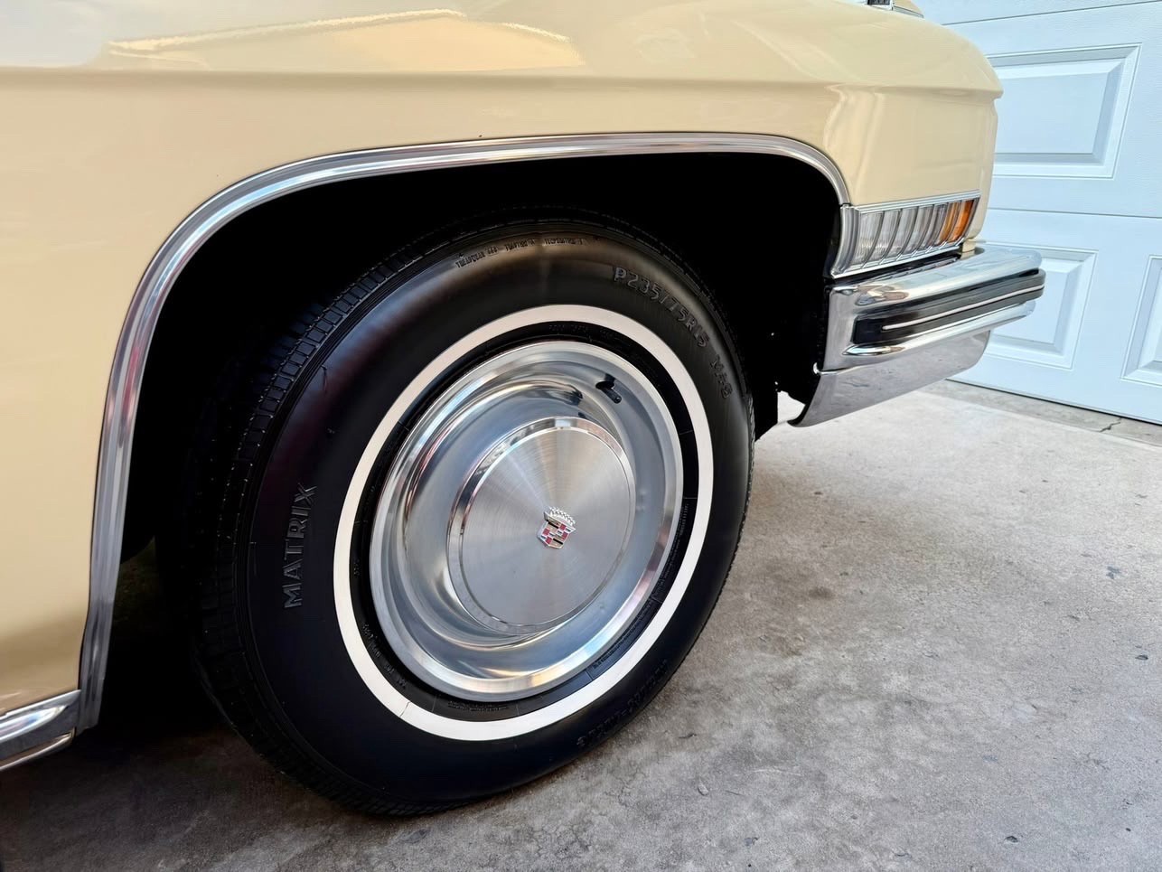 Cadillac-DeVille-1973-5