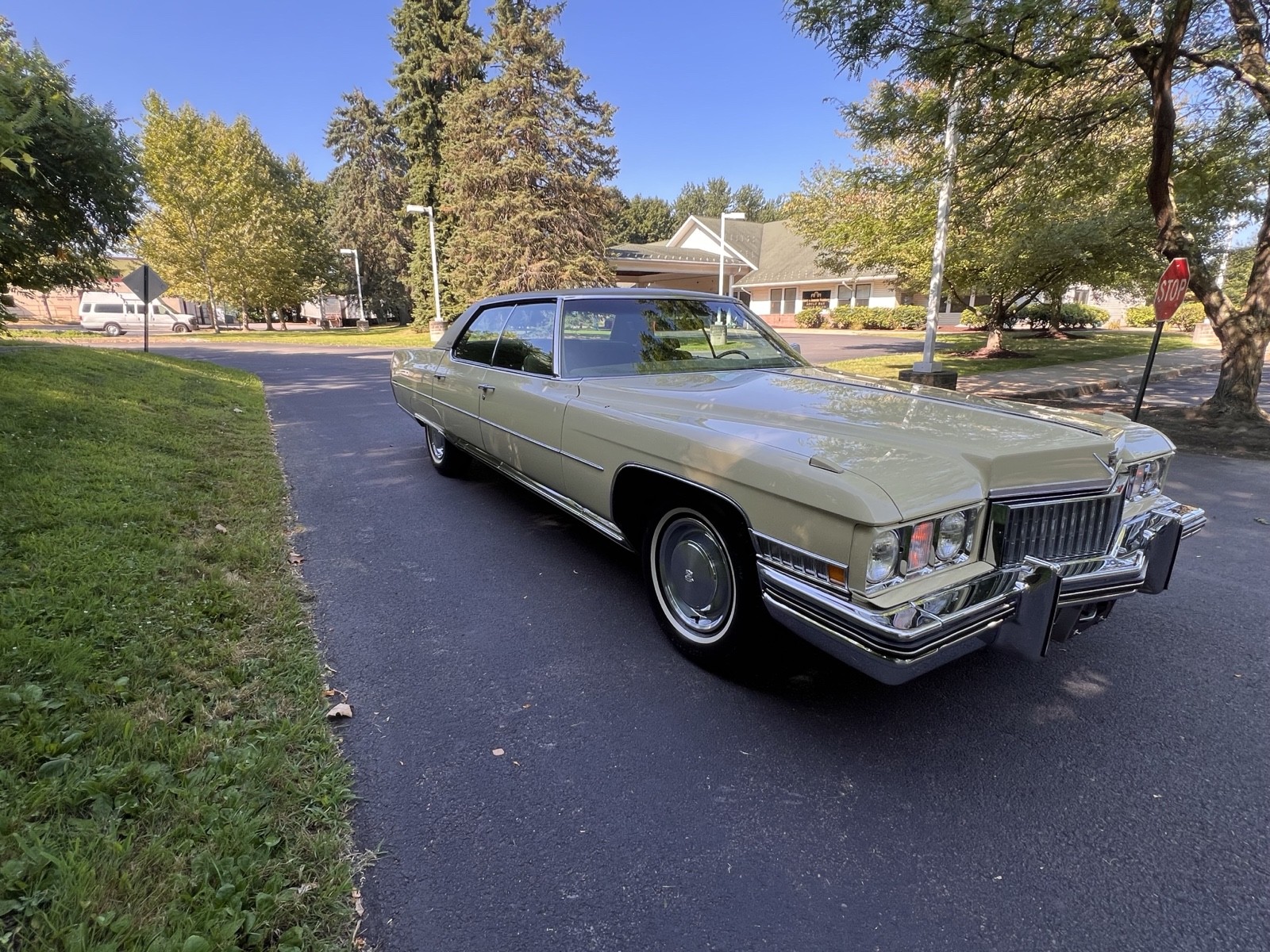 Cadillac-DeVille-1973-7