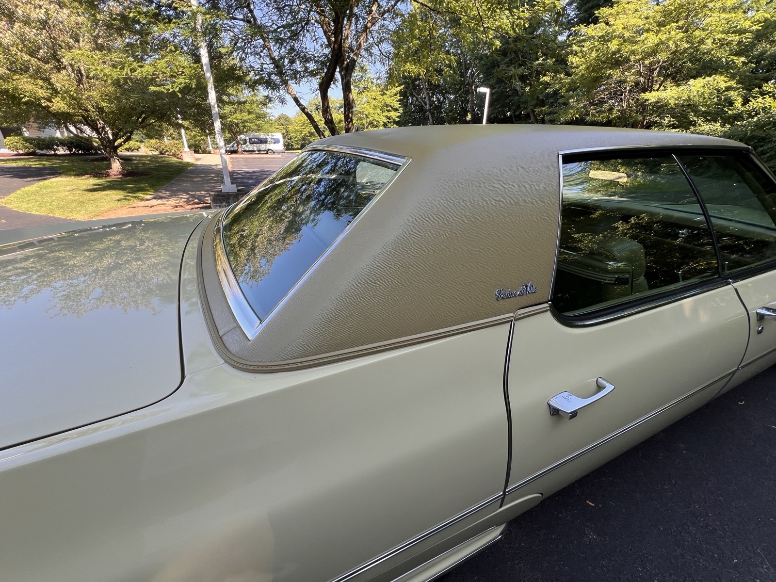 Cadillac-DeVille-1973-8