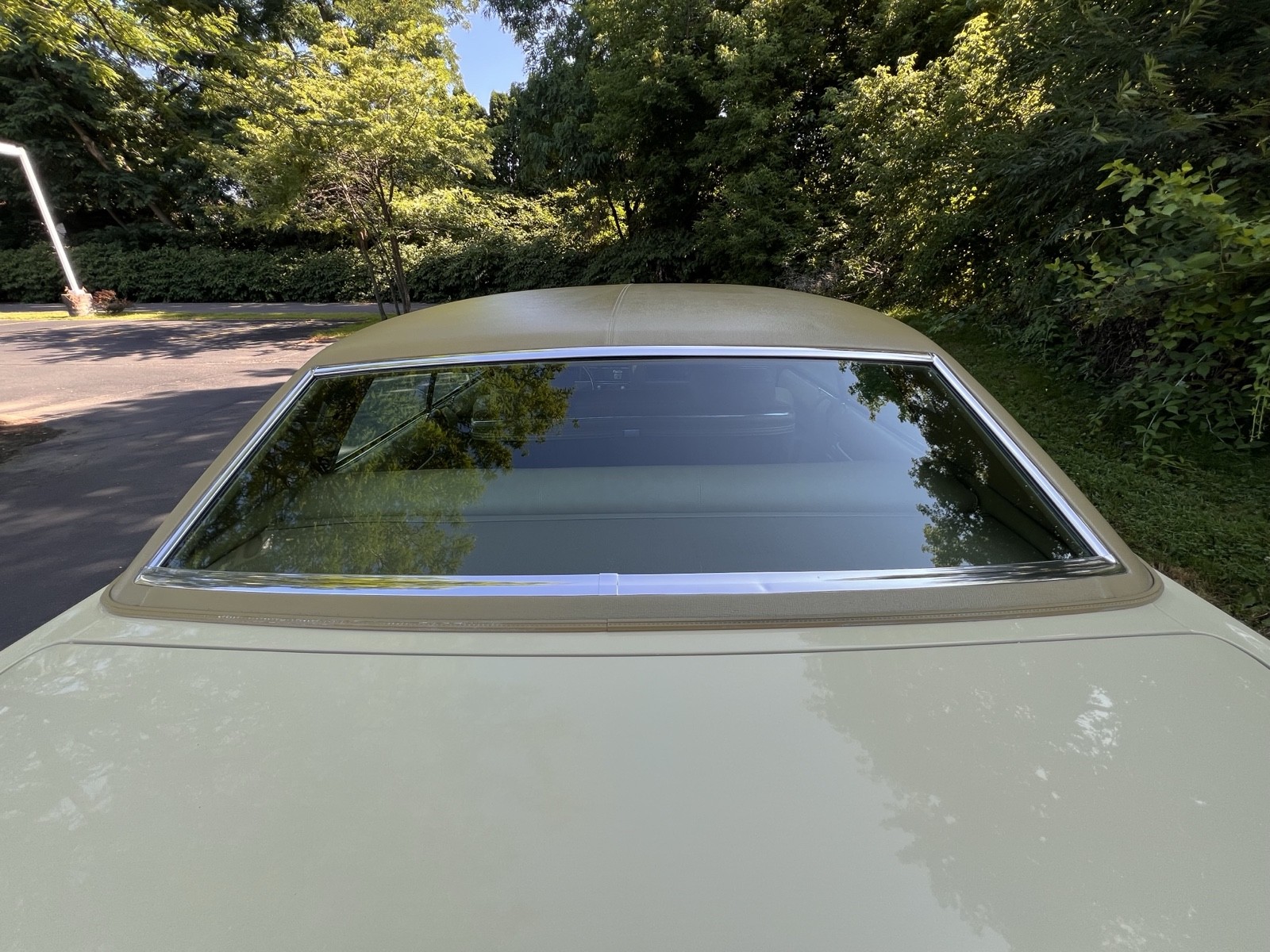 Cadillac-DeVille-1973-9