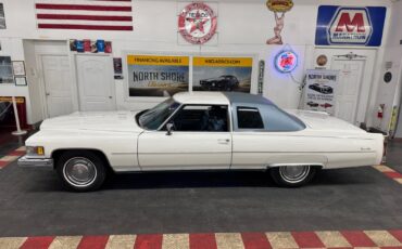 Cadillac-DeVille-1975-18