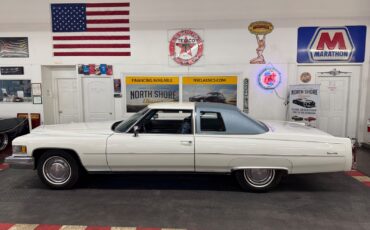 Cadillac-DeVille-1975-3
