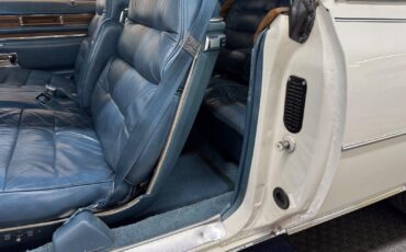 Cadillac-DeVille-1975-39