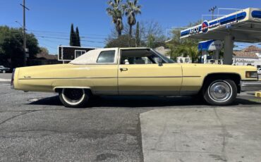 Cadillac-DeVille-1975-Coupe-14