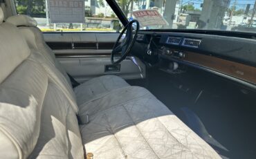 Cadillac-DeVille-1975-Coupe-17