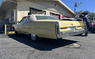 Cadillac-DeVille-1975-Coupe-3