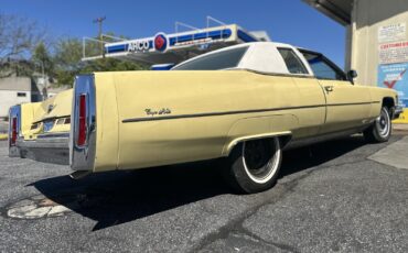 Cadillac-DeVille-1975-Coupe-6