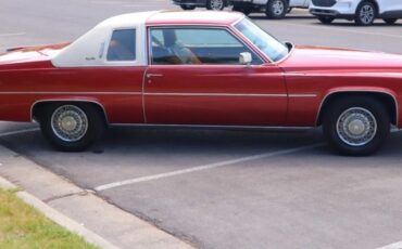 Cadillac-DeVille-1977-Coupe-3