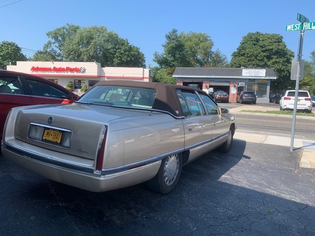 Cadillac-DeVille-1996-Sedan-4