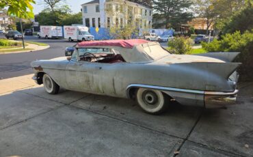 Cadillac-Eldorado-1957-Convertible-2