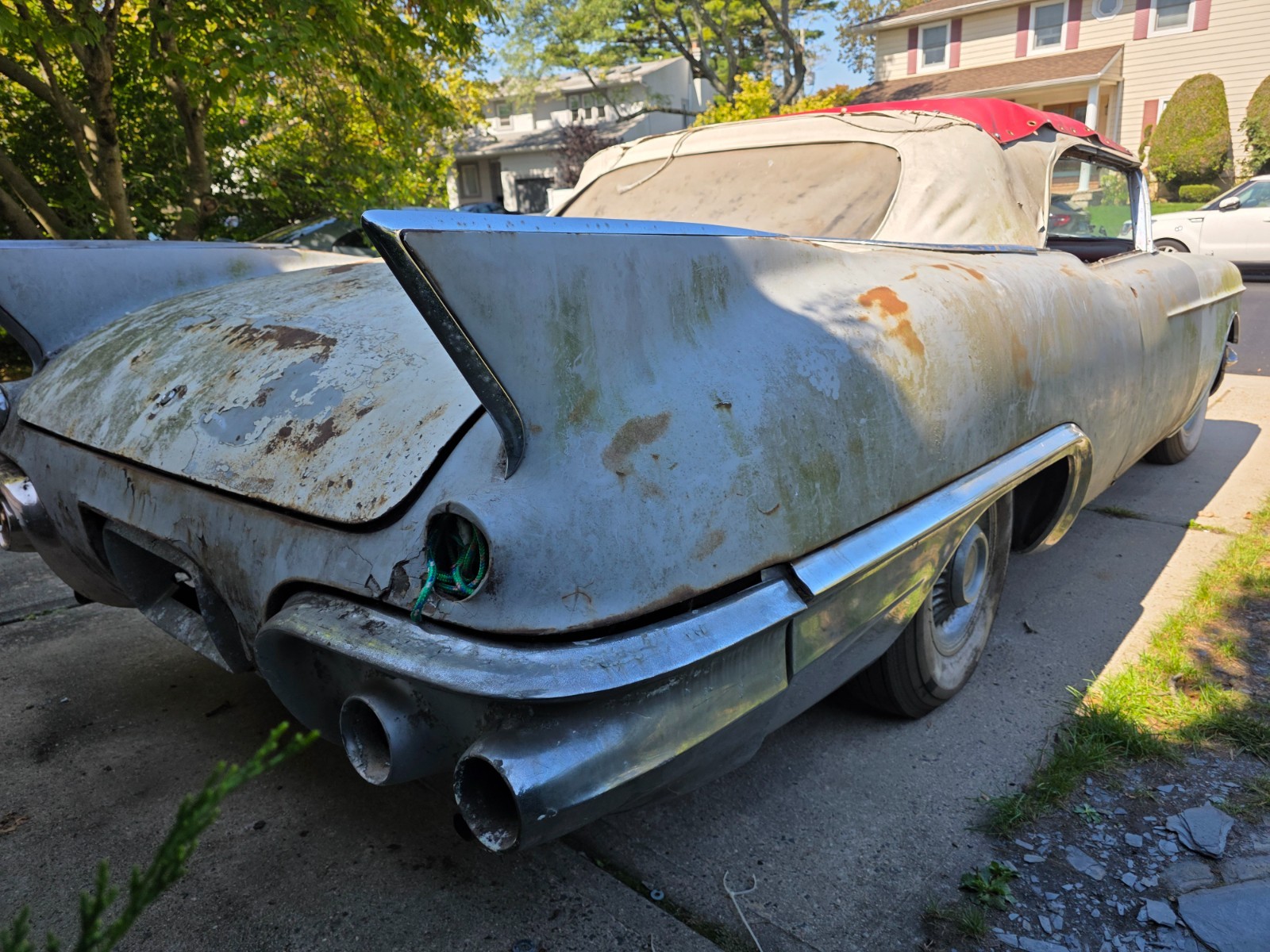 Cadillac-Eldorado-1957-Convertible-4