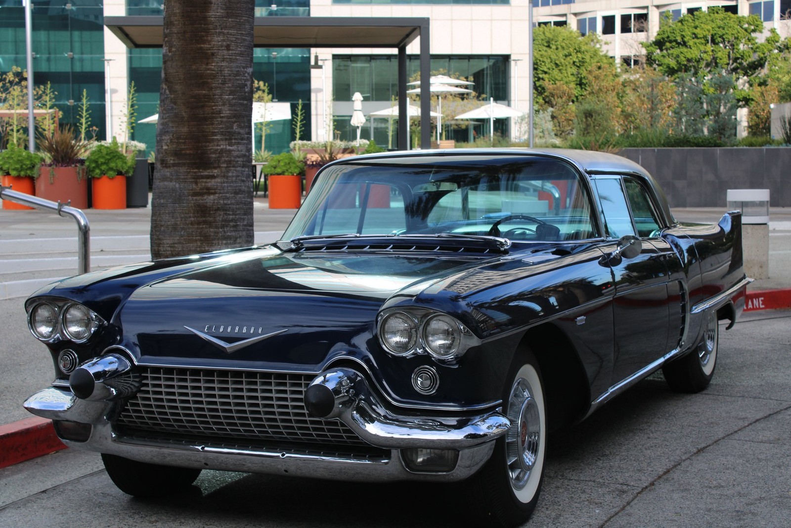Cadillac-Eldorado-1958-Sedan-1