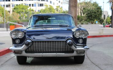 Cadillac-Eldorado-1958-Sedan-2