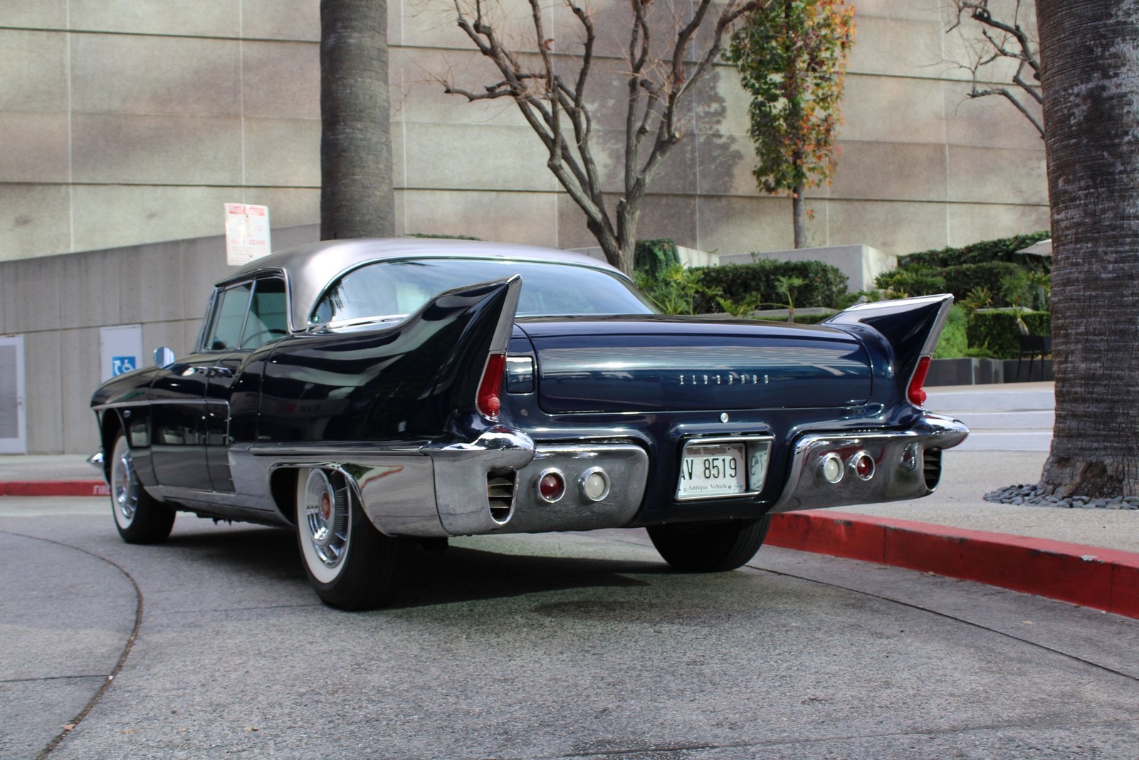 Cadillac-Eldorado-1958-Sedan-6