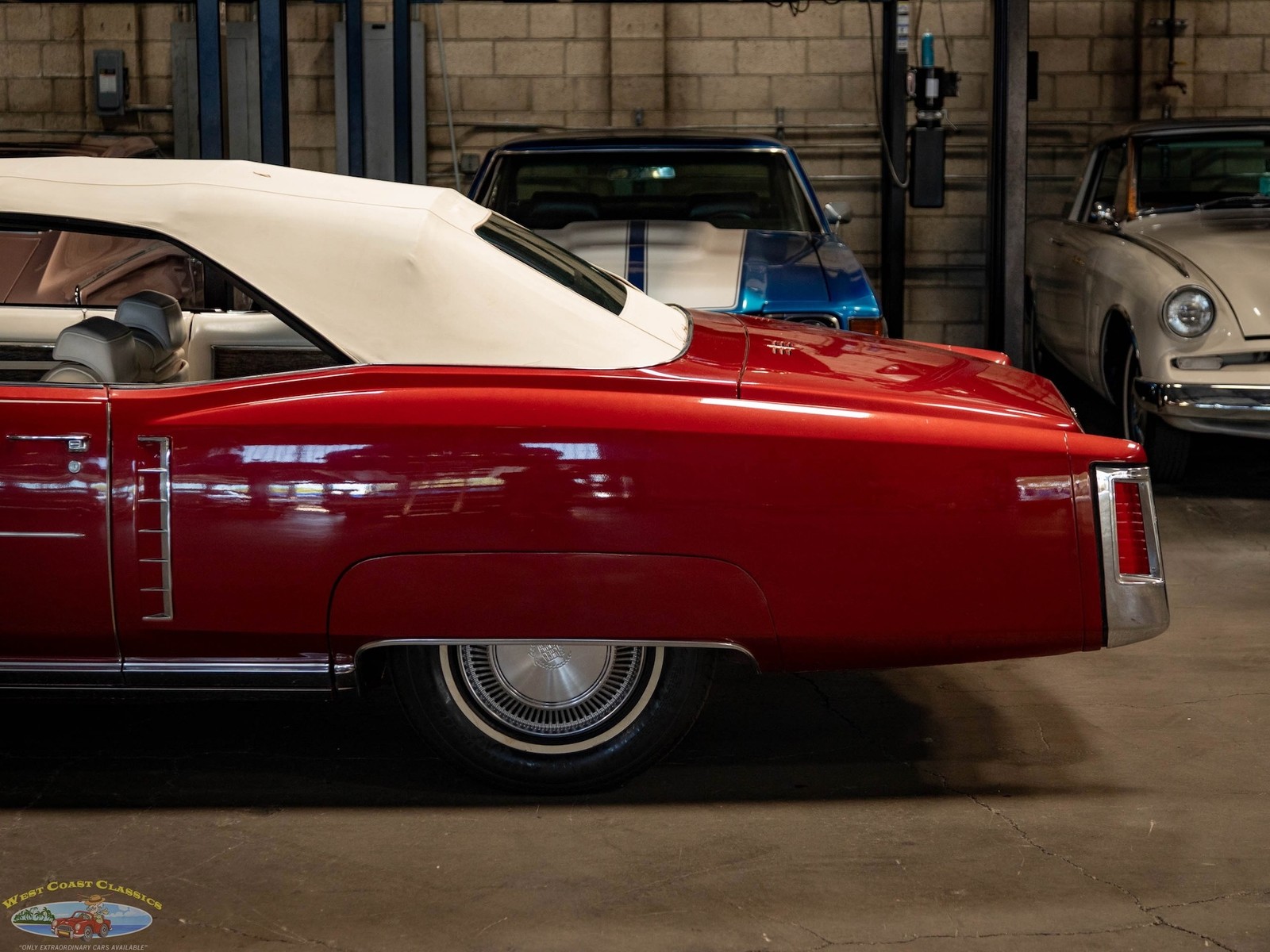 Cadillac-Eldorado-1971-2-Door-Convertible-10