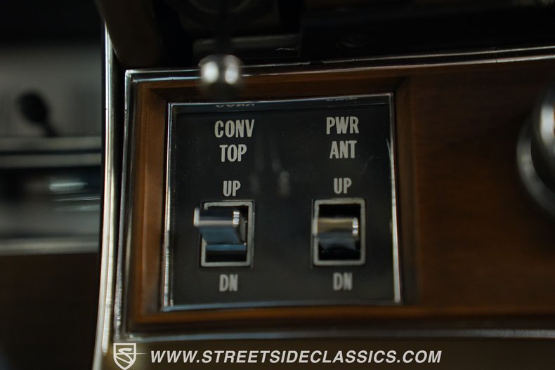 Cadillac-Eldorado-1974-Pueblo-Beige-Antique-Light-Sandal-40
