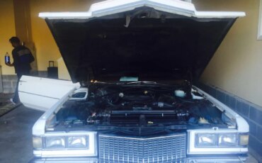 Cadillac-Eldorado-1975-Burgundy-Burgundy-2