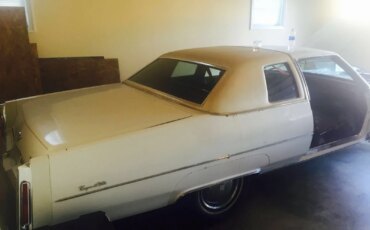 Cadillac-Eldorado-1975-Burgundy-Burgundy-5