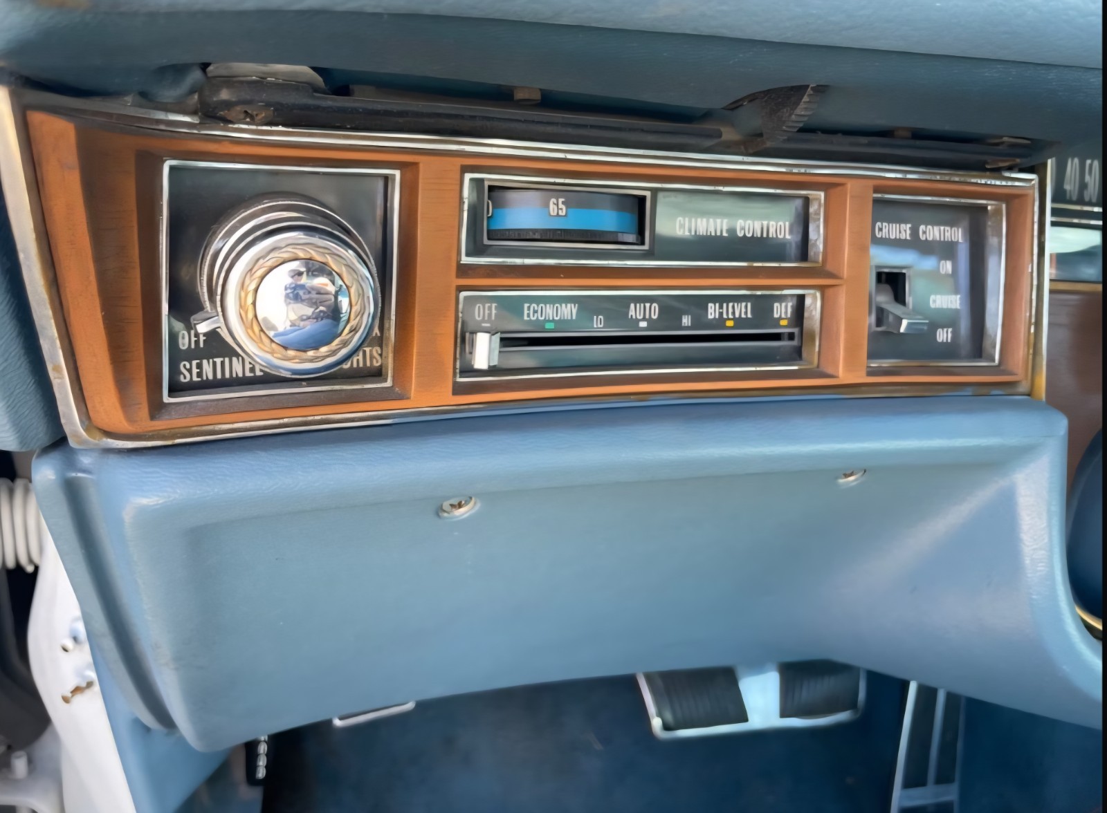 Cadillac-Eldorado-1975-Convertible-11