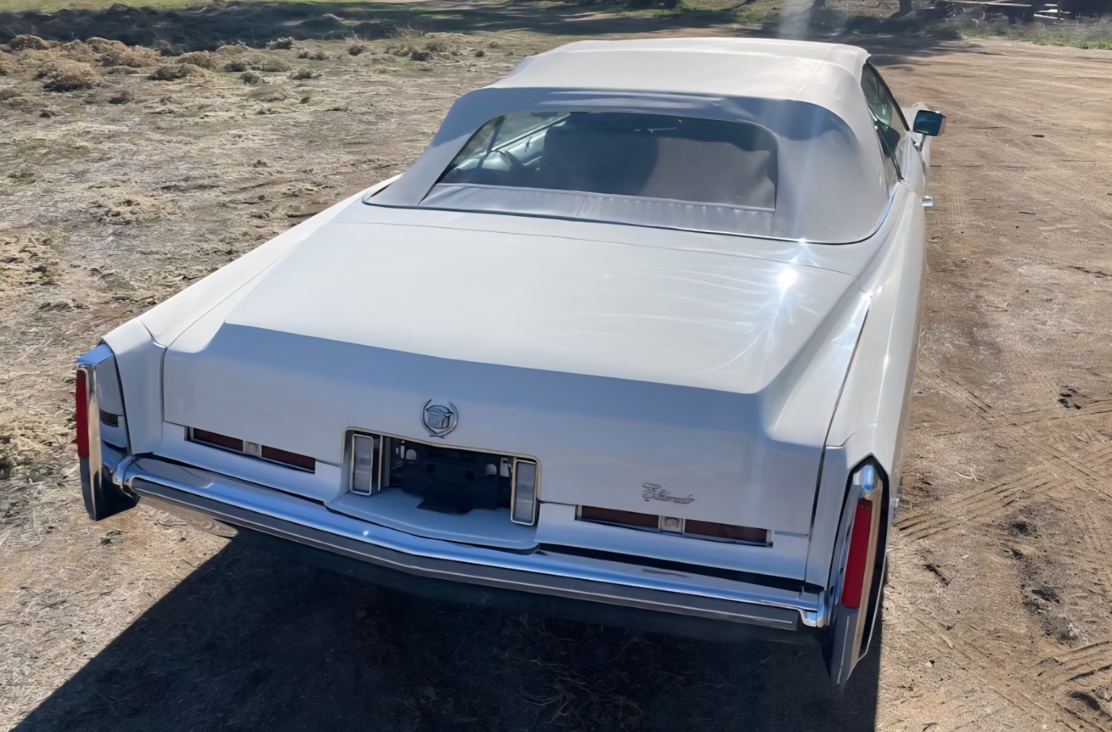 Cadillac-Eldorado-1975-Convertible-2