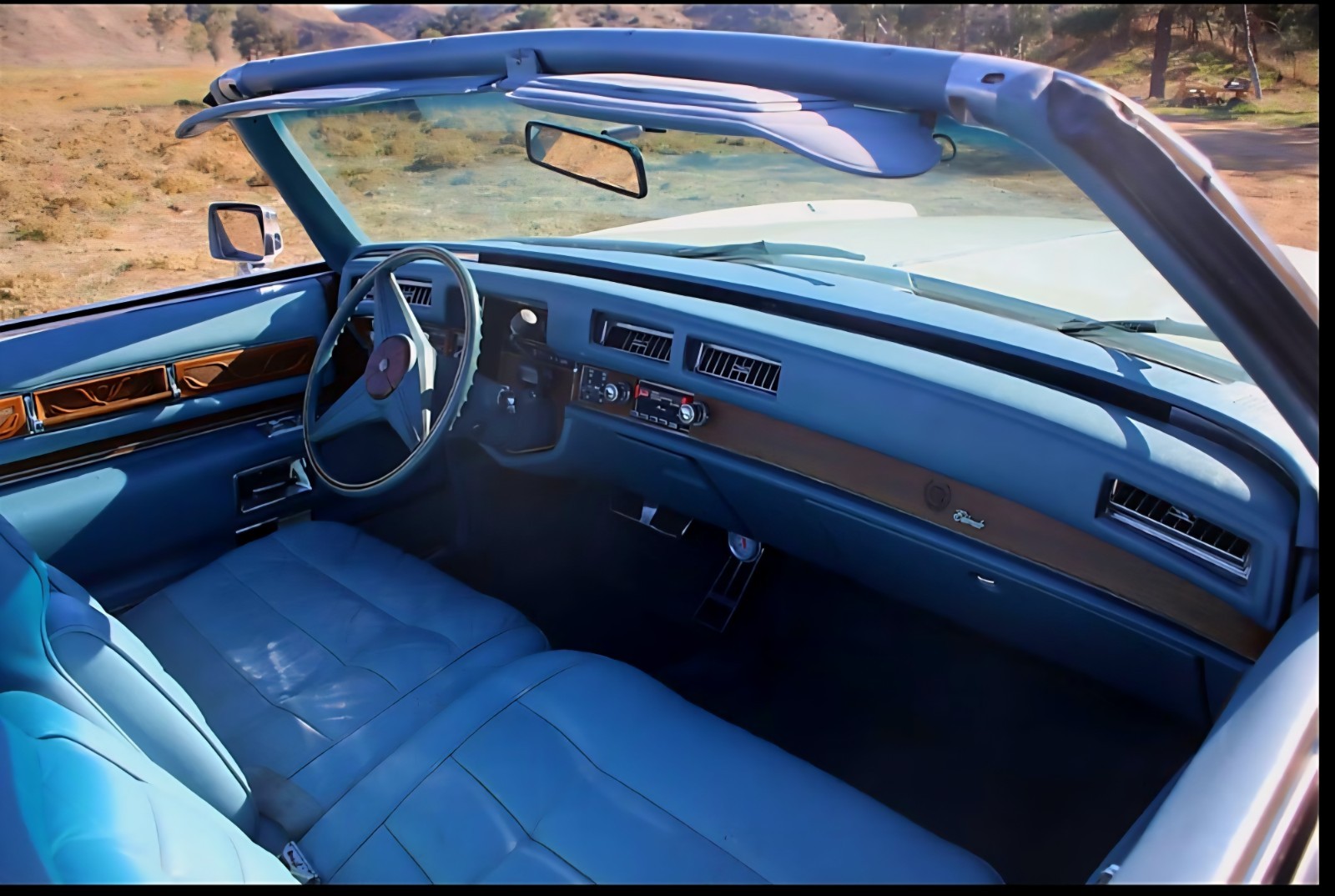 Cadillac-Eldorado-1975-Convertible-7