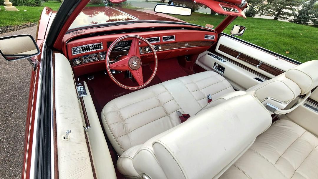 Cadillac-Eldorado-1976-Convertible-21