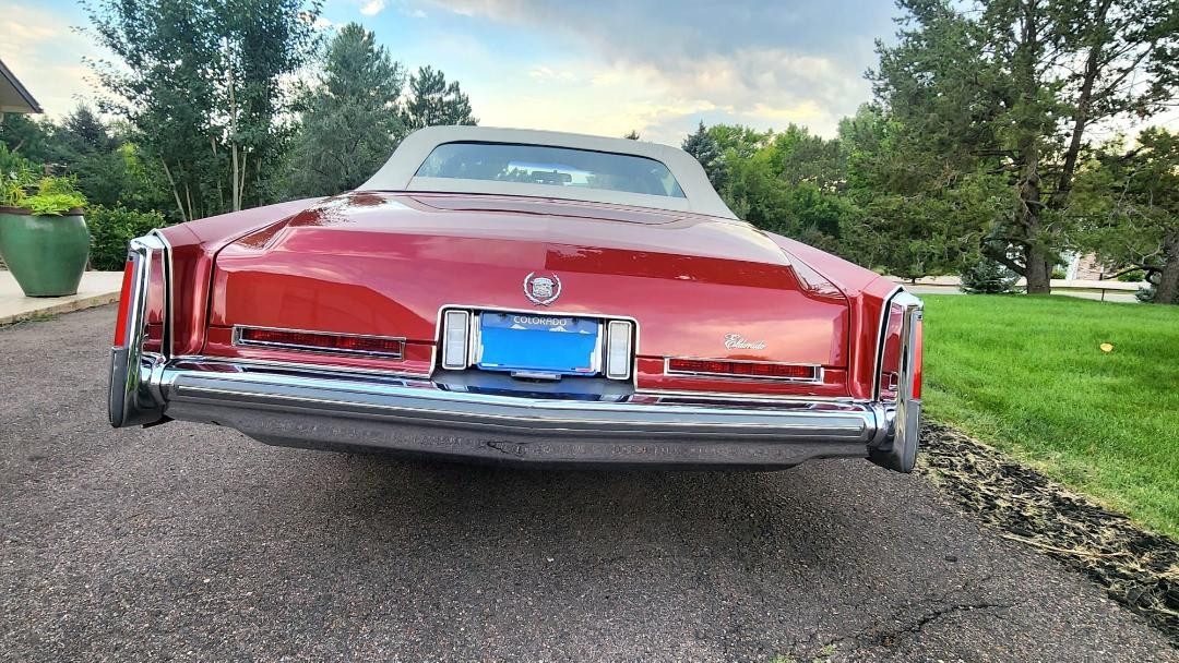 Cadillac-Eldorado-1976-Convertible-34