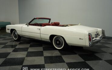 Cadillac-Eldorado-1976-Cotillion-White-Firethorn-Red-10