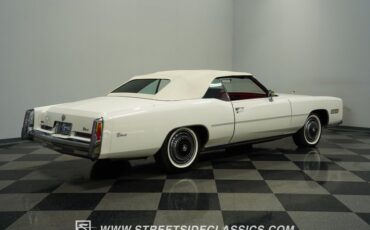 Cadillac-Eldorado-1976-Cotillion-White-Firethorn-Red-14