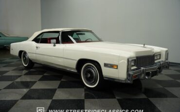 Cadillac-Eldorado-1976-Cotillion-White-Firethorn-Red-19