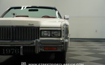 Cadillac-Eldorado-1976-Cotillion-White-Firethorn-Red-21