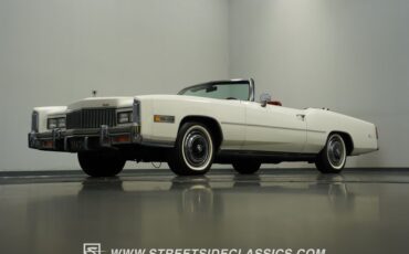 Cadillac-Eldorado-1976-Cotillion-White-Firethorn-Red-22
