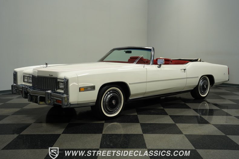 Cadillac-Eldorado-1976-Cotillion-White-Firethorn-Red-4