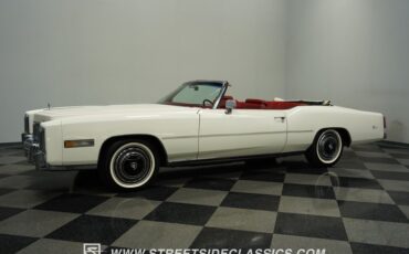 Cadillac-Eldorado-1976-Cotillion-White-Firethorn-Red-5