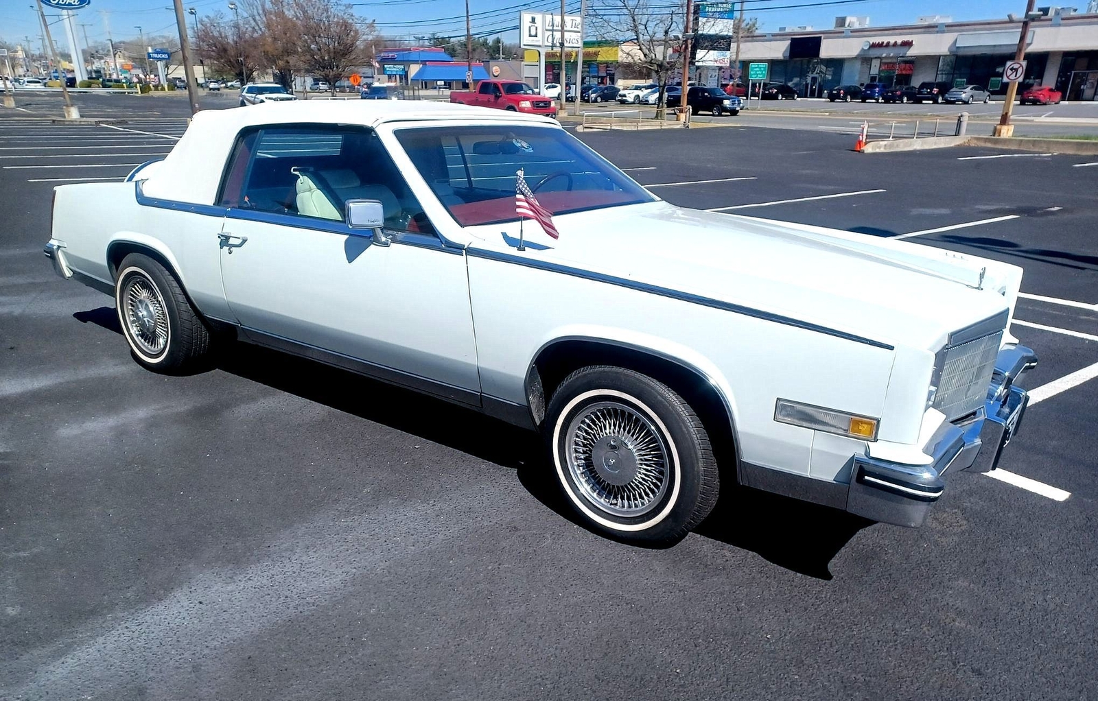 Cadillac-Eldorado-1984-Convertible-2