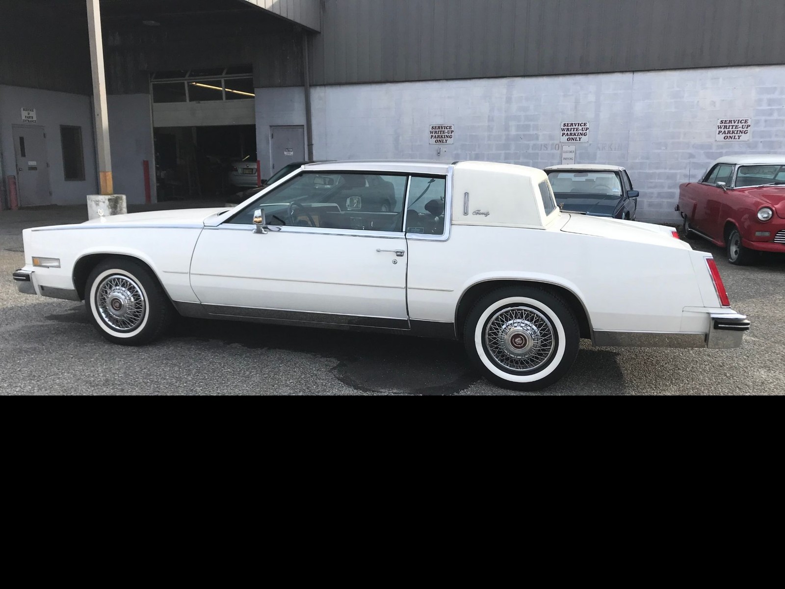 Cadillac-Eldorado-1985-Biarritz-4