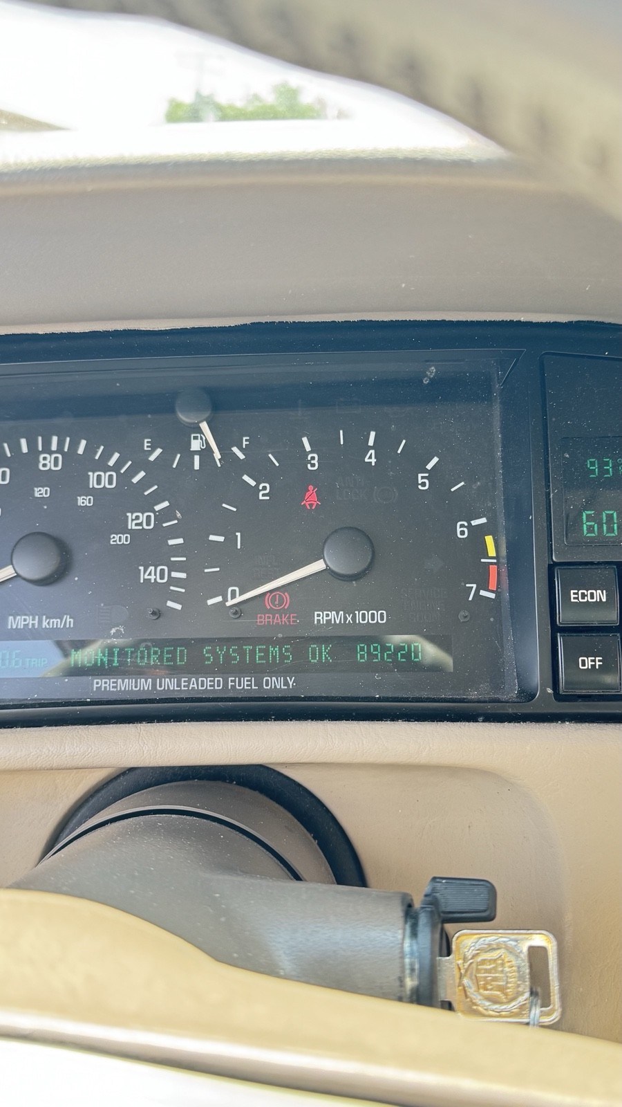 Cadillac-Eldorado-1993-11
