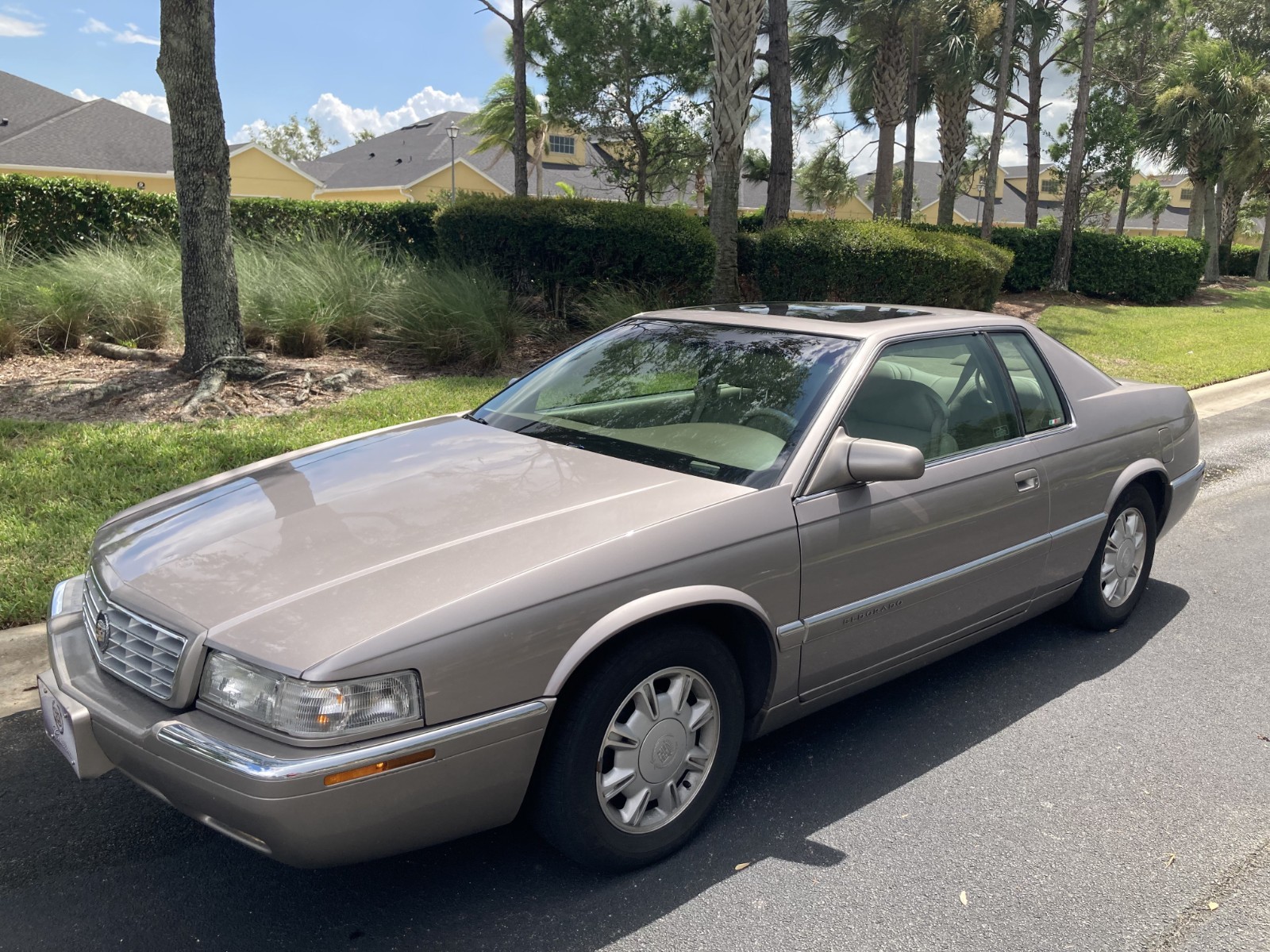 Cadillac-Eldorado-1996-Coupe-3