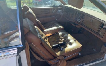 Cadillac-Eldorado-biarritz-1984-White-Brown-15