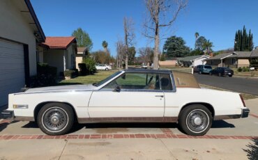 Cadillac-Eldorado-biarritz-1984-White-Brown-2