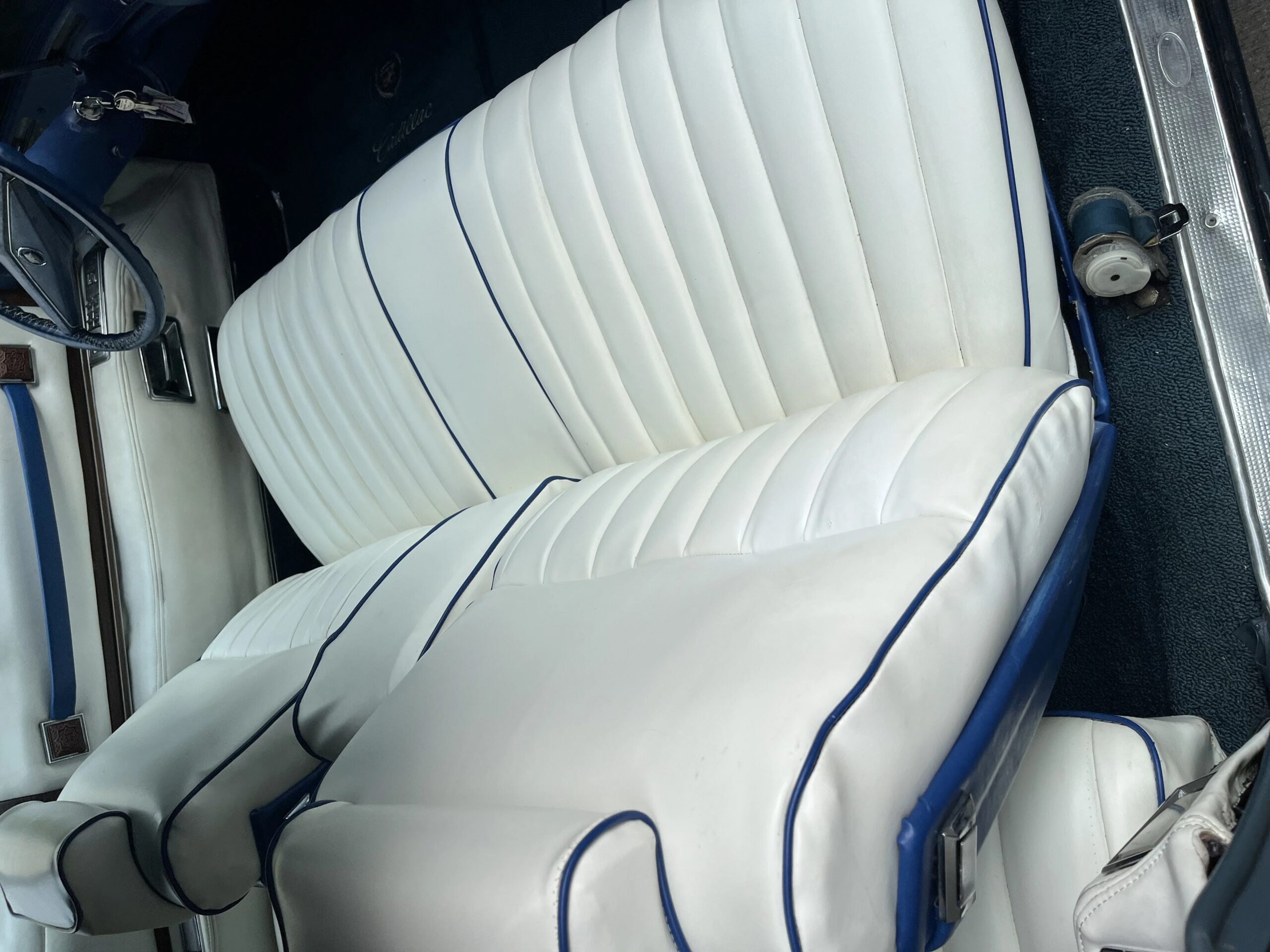 Cadillac-Eldorado-convertible-1971-Blue-White-8