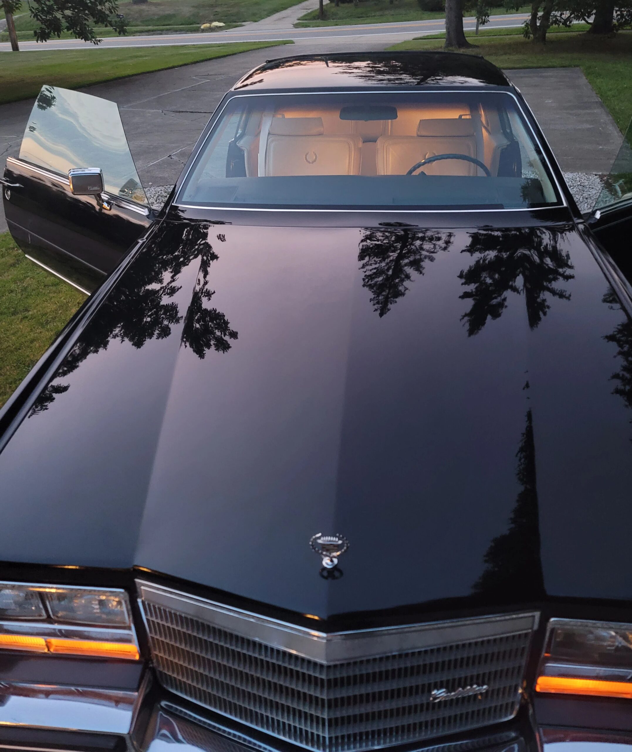 Cadillac-Eldorado-coupe-1984-Black-Gray-5