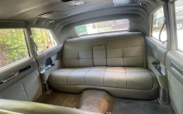 Cadillac-Fleetwood-1962-Limousine-16