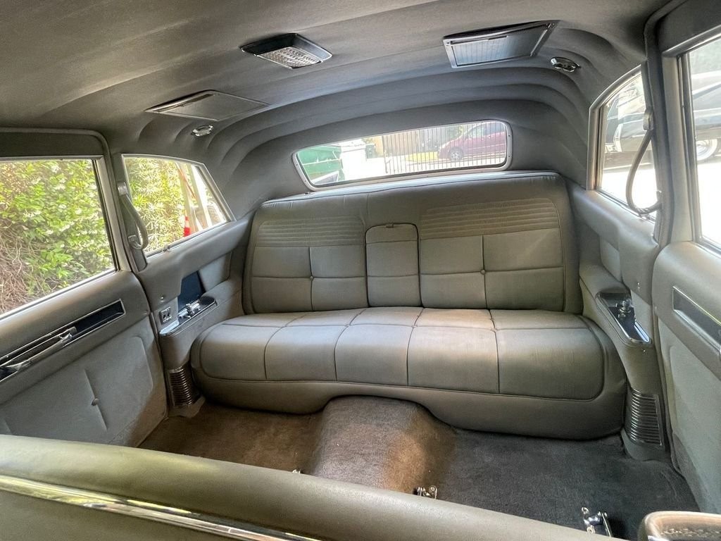 Cadillac-Fleetwood-1962-Limousine-16