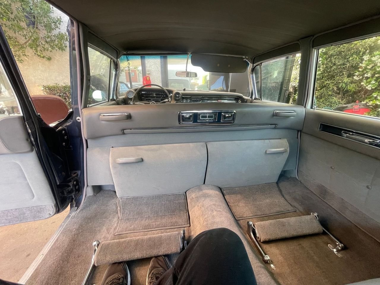 Cadillac-Fleetwood-1962-Limousine-17