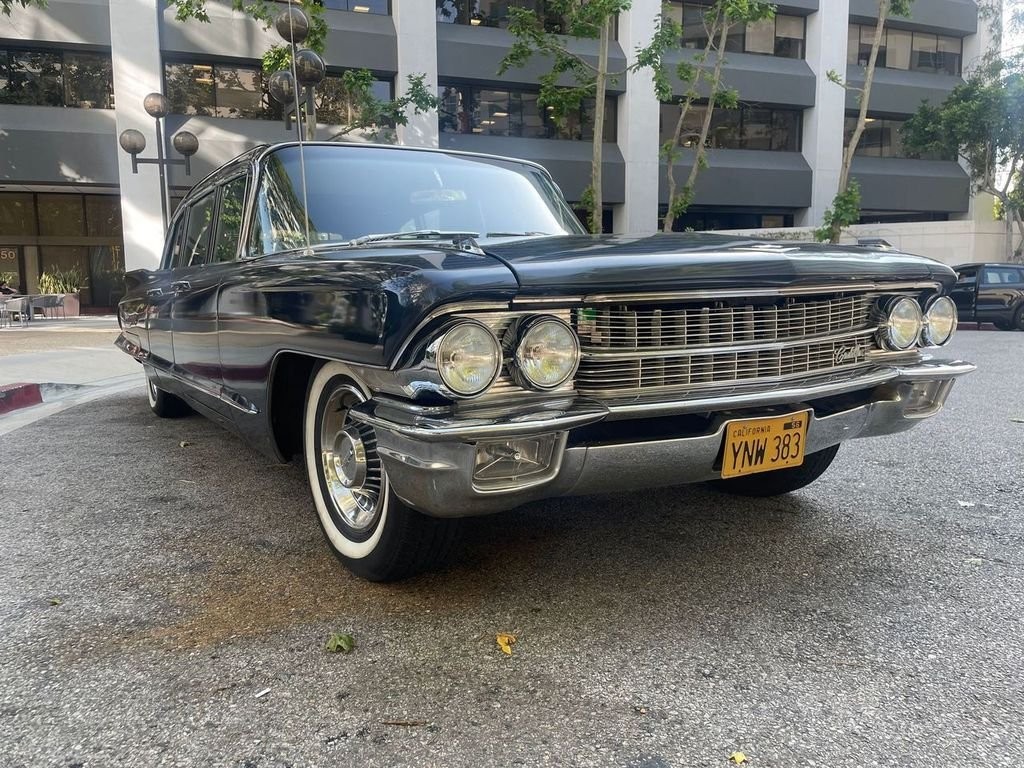 Cadillac-Fleetwood-1962-Limousine-3